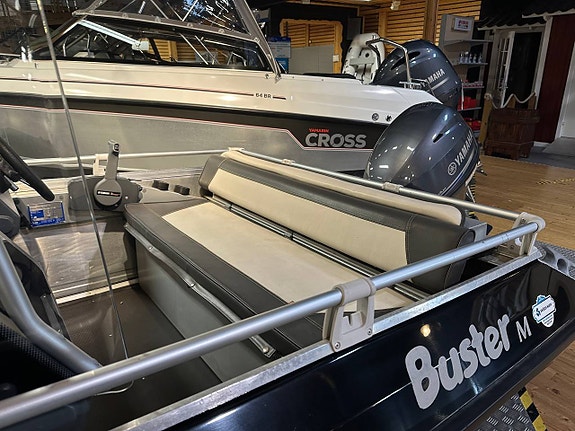 Buster M / M2 / Yamaha F40 (2016/2017) 5 of 8