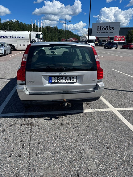Volvo V70 5 of 5
