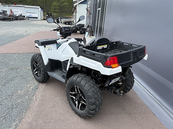Polaris Sportsman X2 570 6 of 8