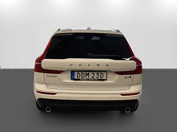 Volvo XC60 5 of 15