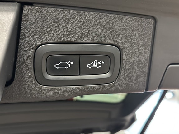 Volvo XC60 15 of 15