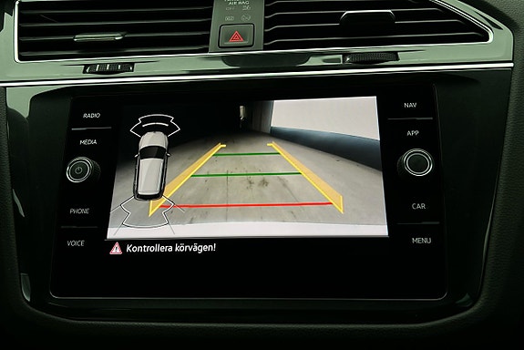 Volkswagen Tiguan 24 of 25
