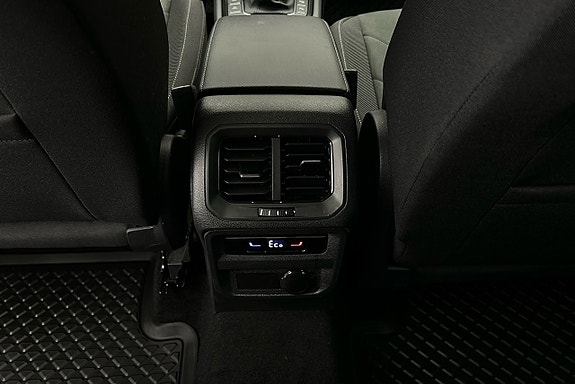 Volkswagen Tiguan 20 of 25
