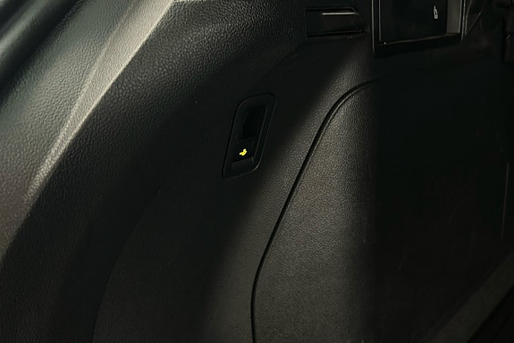 Volkswagen Tiguan 16 of 25