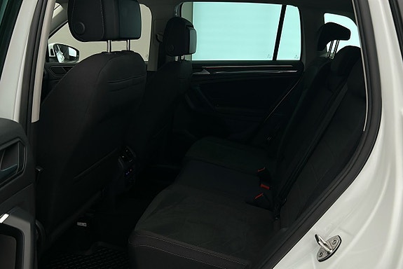 Volkswagen Tiguan 13 of 25