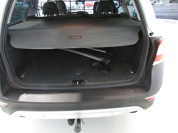 Volvo XC70 13 of 20