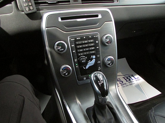 Volvo XC70 17 of 20