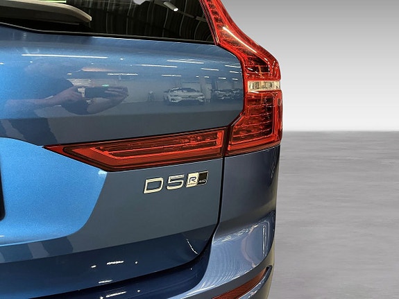 Volvo XC60 13 of 17