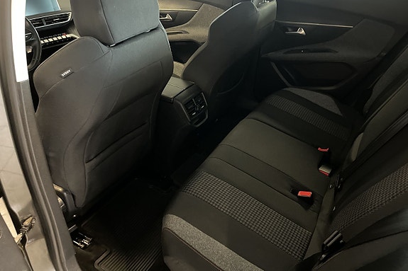 Peugeot 3008 8 of 9