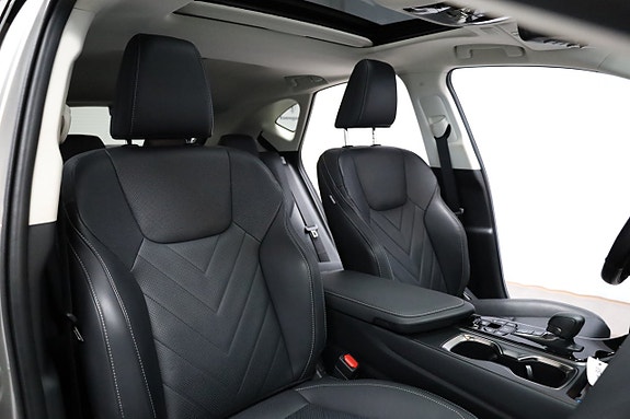 Lexus NX450h+ 18 of 24
