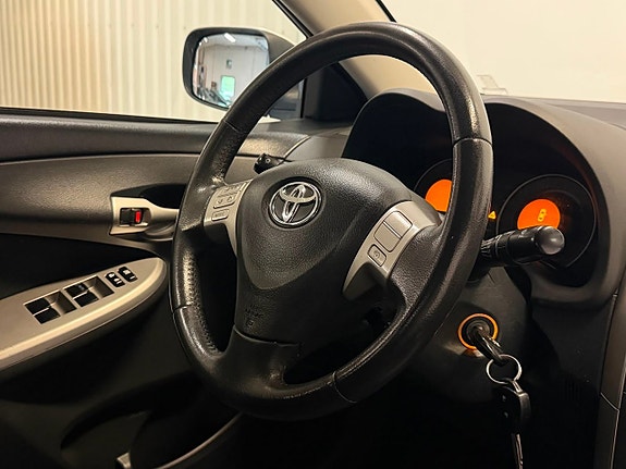 Toyota Corolla 20 of 26