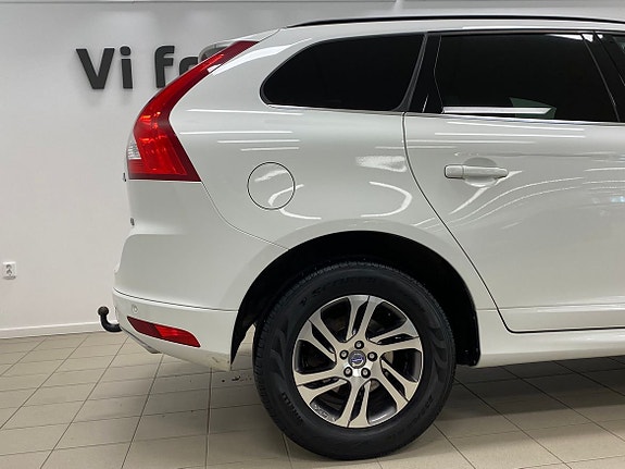 Volvo XC60 5 of 5