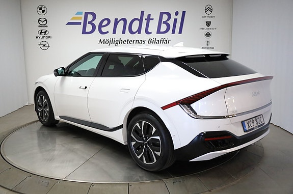 Kia EV6 7 of 23