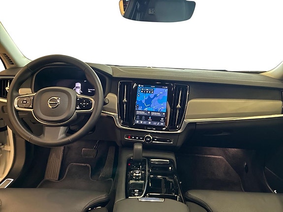 Volvo V90 5 of 16