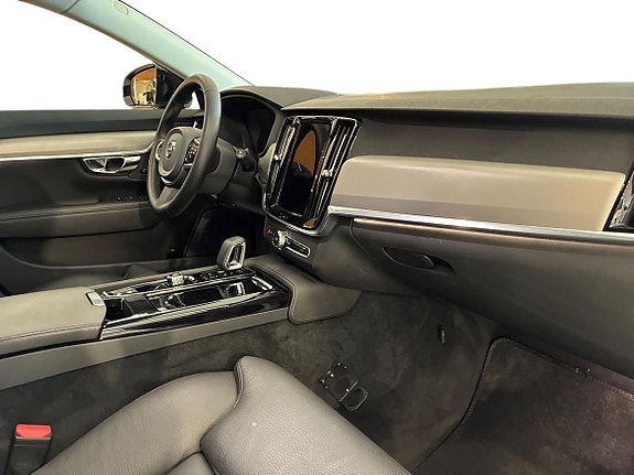 Volvo V90 4 of 16