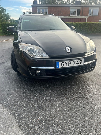 Renault Laguna II 2 of 10
