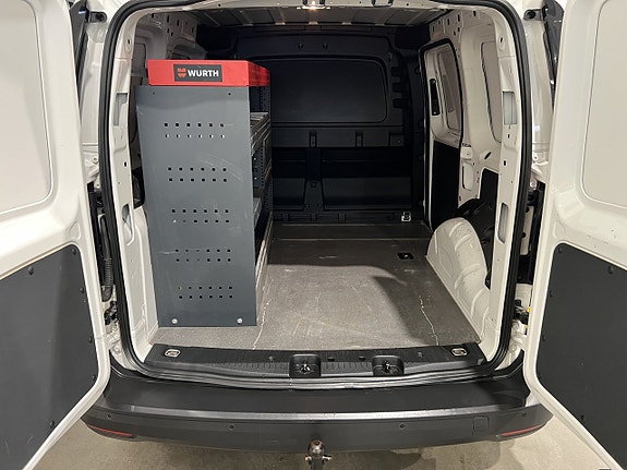 Volkswagen Caddy 10 of 23