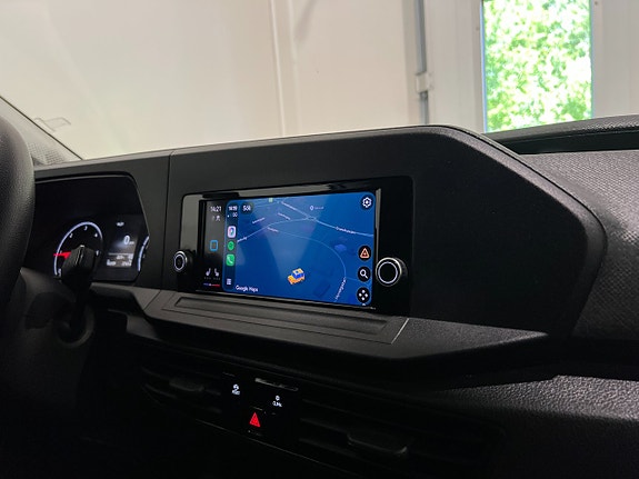 Volkswagen Caddy 17 of 23