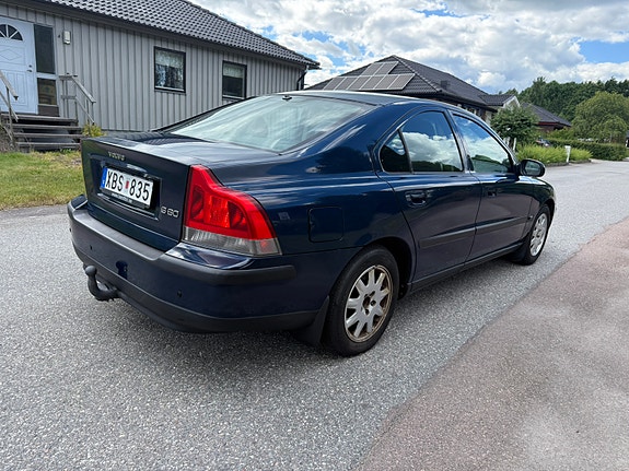 Volvo S60 3 of 6