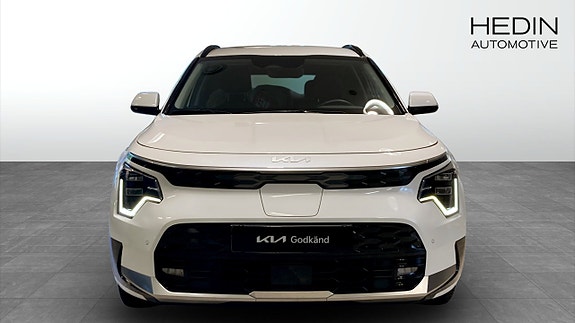 Kia Niro 2 of 5