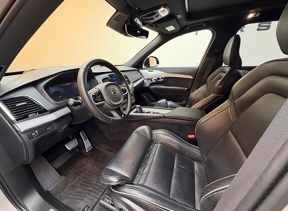 Volvo XC90 5 of 5