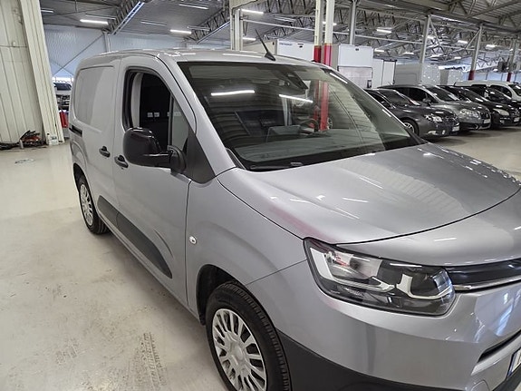 Toyota Proace City 3 of 5
