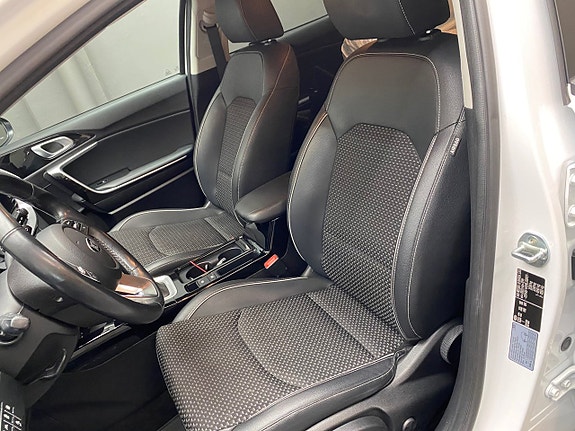 Kia XCeed 6 of 8