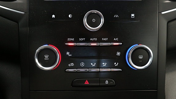 Renault Megane 18 of 26