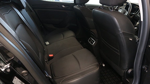 Renault Megane 12 of 26