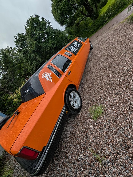 Lincoln Town Car 5 of 5