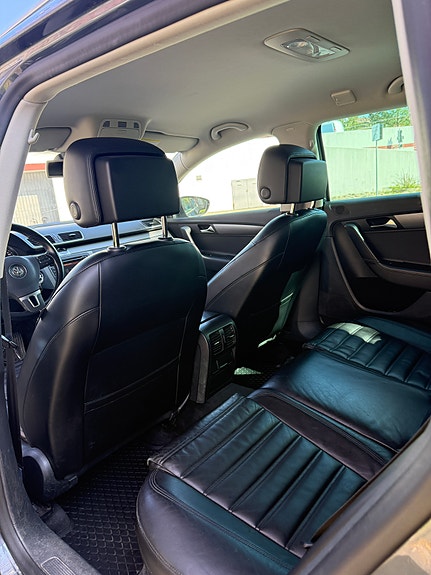 Volkswagen Passat 8 of 8