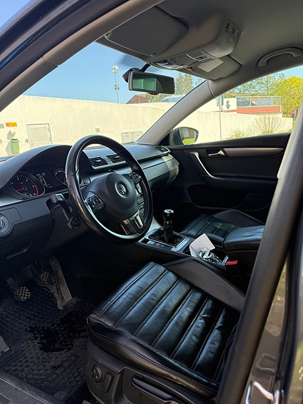 Volkswagen Passat 7 of 8