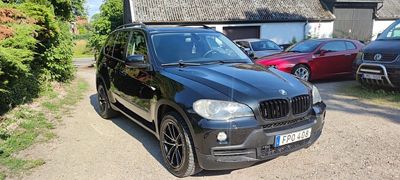 BMW X5 2 of 10
