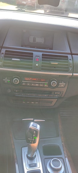 BMW X5 9 of 10