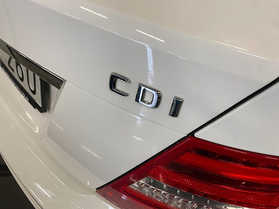 Mercedes-Benz C220 13 of 24