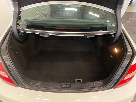 Mercedes-Benz C220 12 of 24