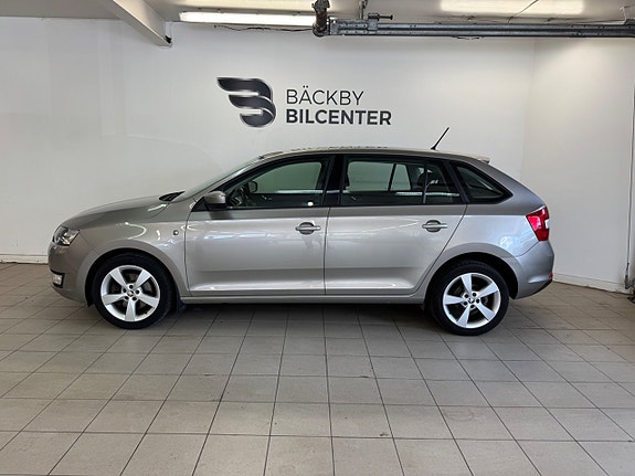Skoda Rapid Spaceback 2 of 5
