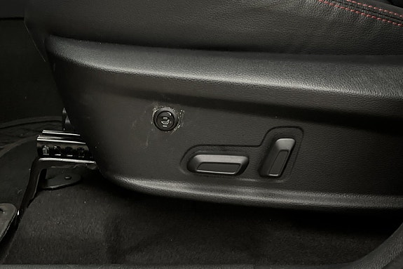 Maxus T90 EV 12 of 27