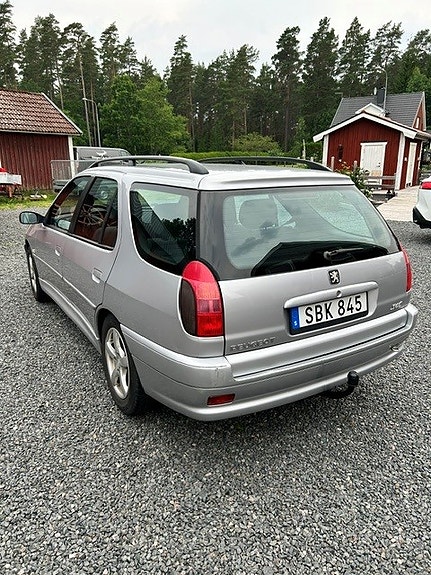 Peugeot 306 2 of 5