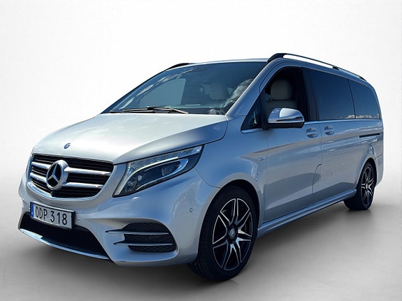 Mercedes-Benz V250 d 3 of 30