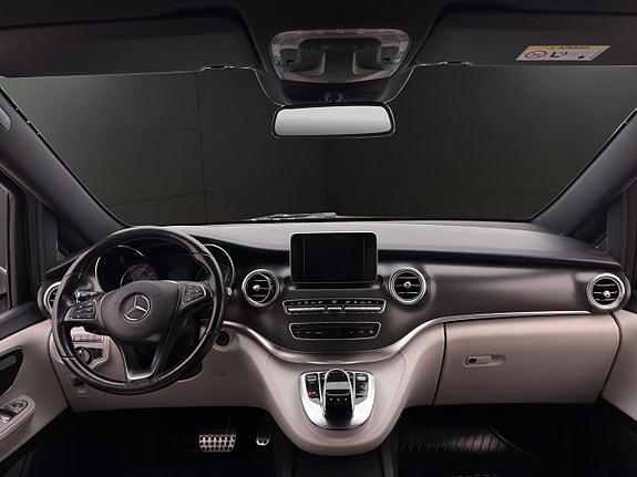 Mercedes-Benz V250 d 18 of 30