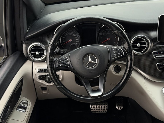 Mercedes-Benz V250 d 17 of 30