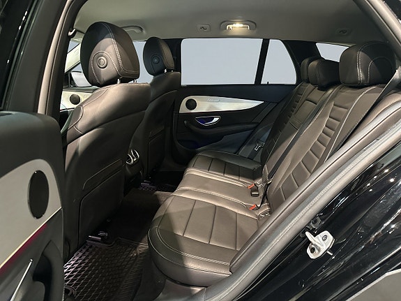 Mercedes-Benz E400 d 13 of 25