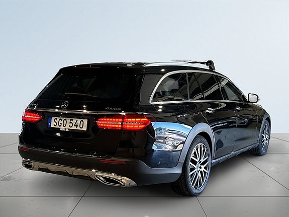 Mercedes-Benz E400 d 6 of 25