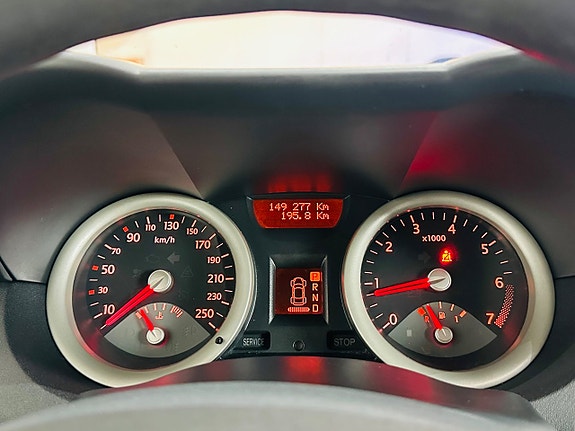 Renault Megane 16 of 16