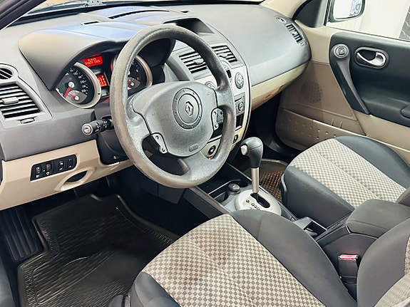Renault Megane 9 of 16