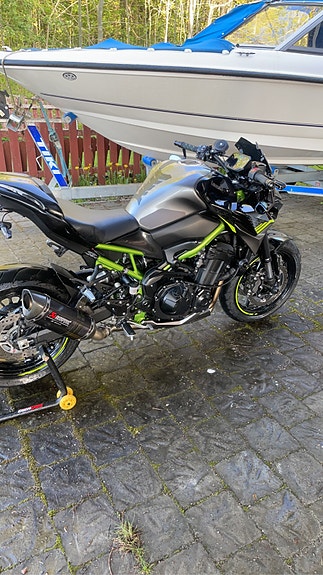 Kawasaki Z900 5 of 5