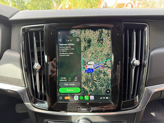 Volvo V90 Cross Country 7 of 15
