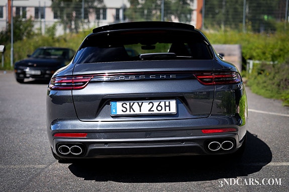 Porsche Panamera 4 6 of 30