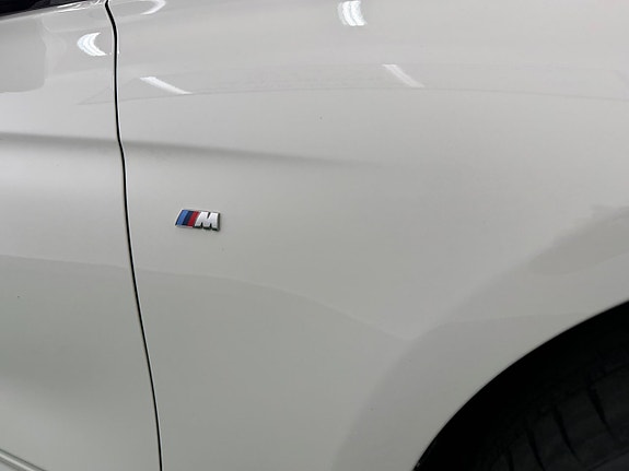 BMW 320d 9 of 30